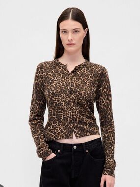 GAP leopard print crop cardigan